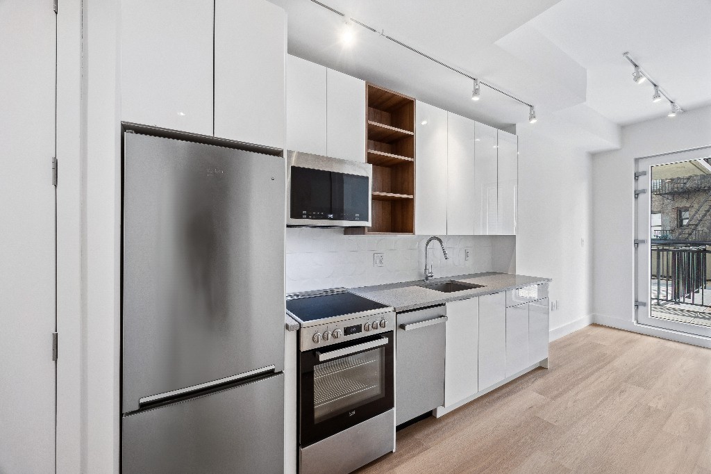 1457 Flatbush Ave