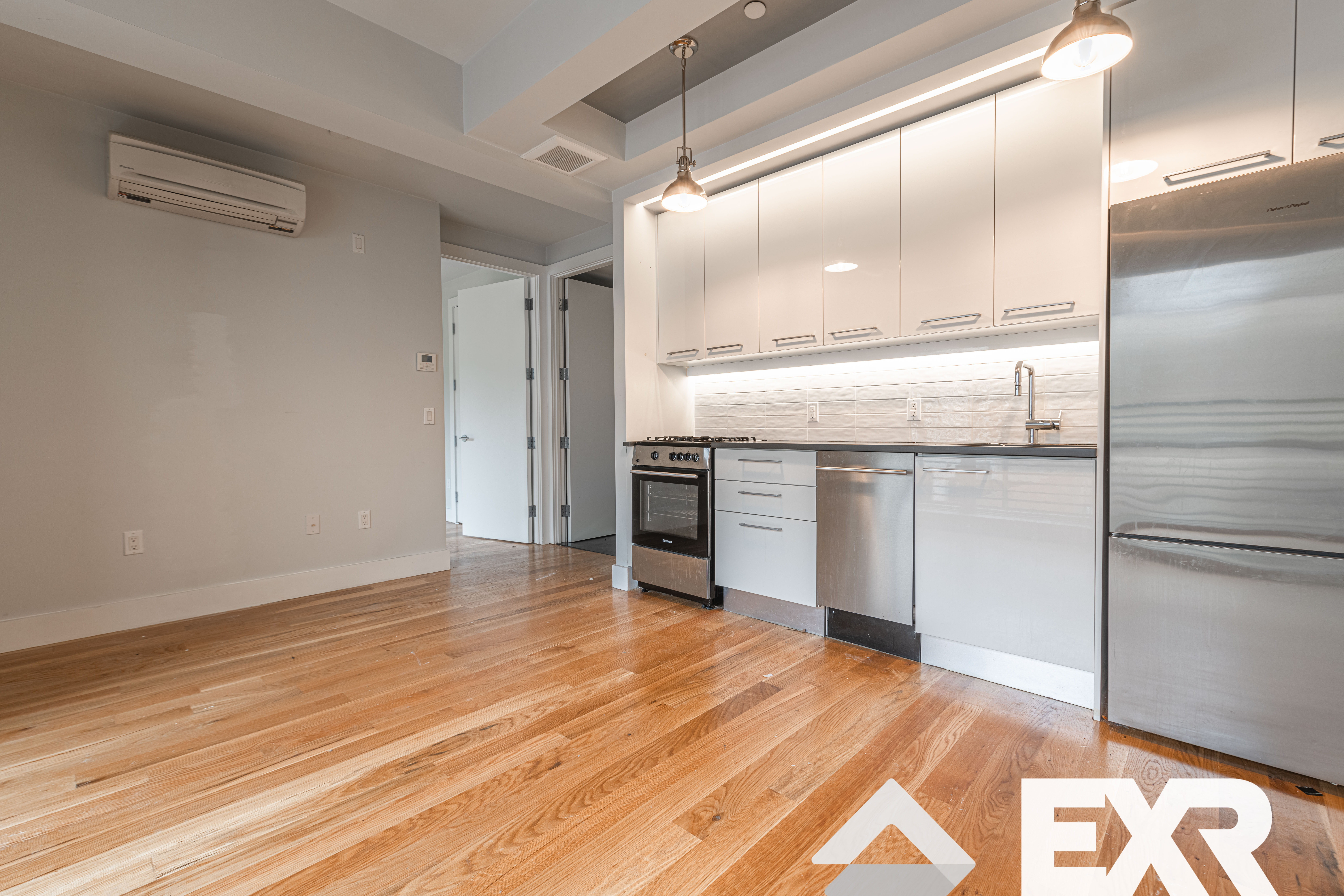 410 Lexington Ave