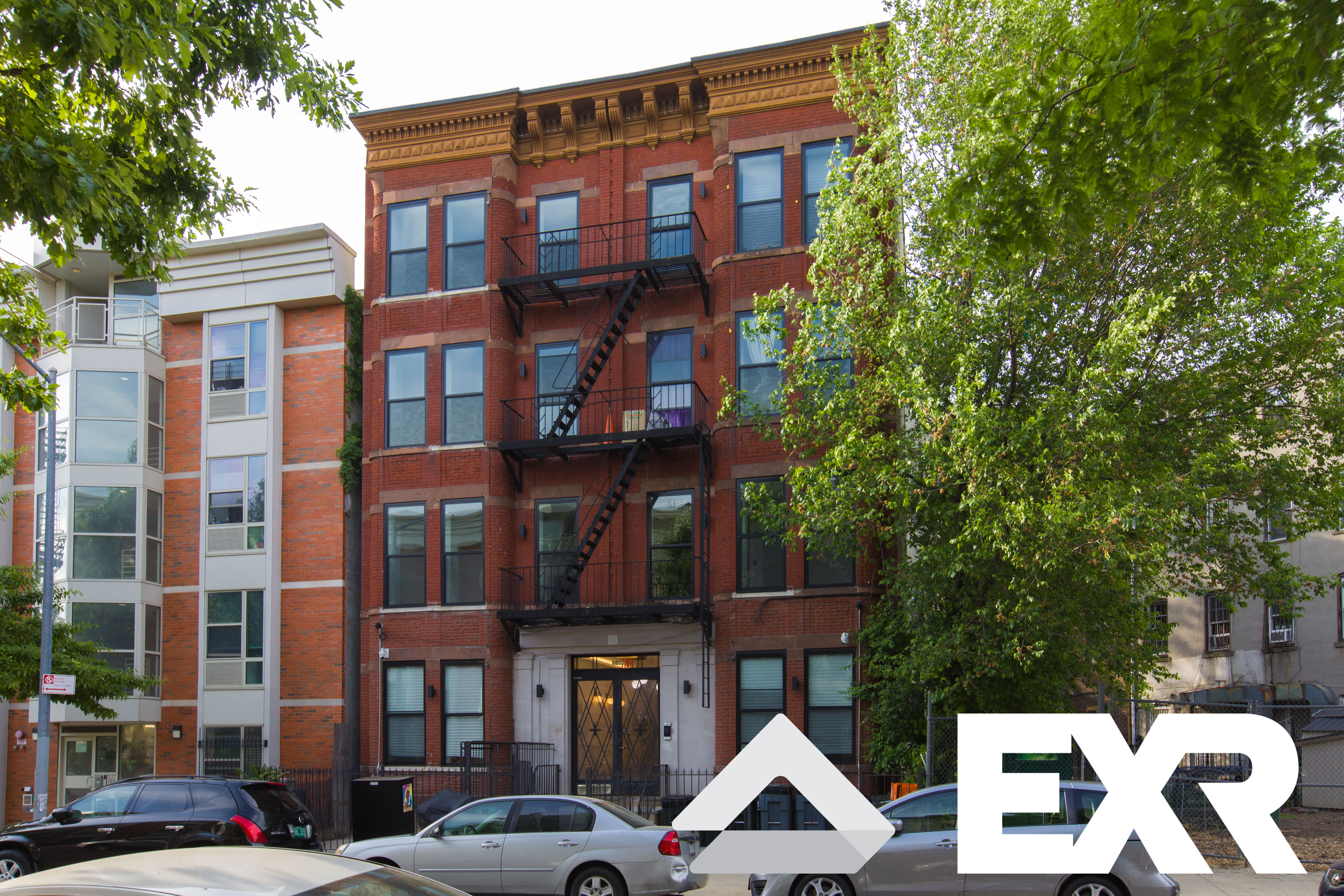 1027 Putnam Ave